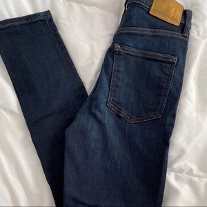 Denim Forum (Aritzia) Lola high rise crop